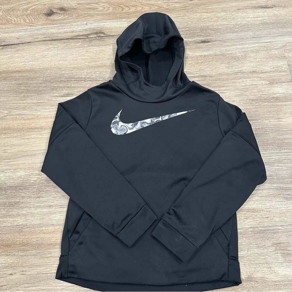 {preloved} Boy’s Black Nike Dri-Fit Hoodie